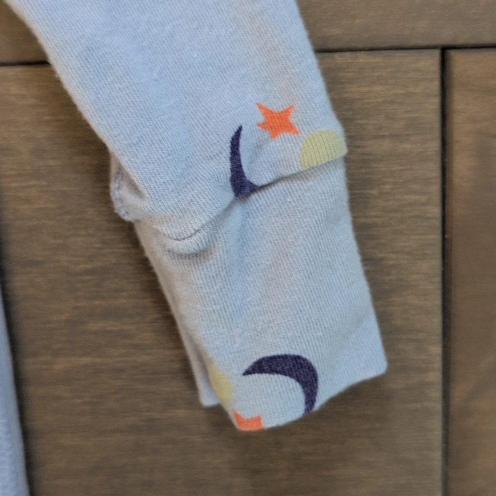 Hanna Andersson 12-18 Month HannaSoft Stretch Moon and Star Print Sleeper
